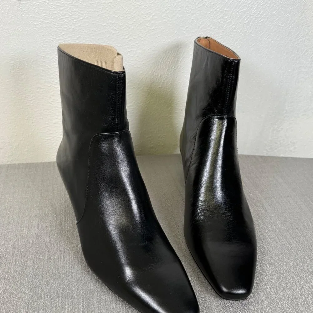 Madewell The Dimes Kitten-Heel Boot in Crinkle Leather NN026 Modern Elegance